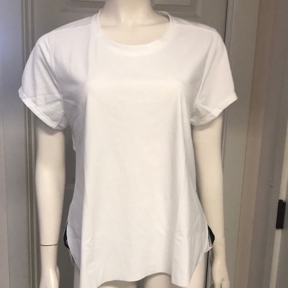 Under Armour Tops - Under Armour Athletic/Athleisure Top, XL, NWT!
